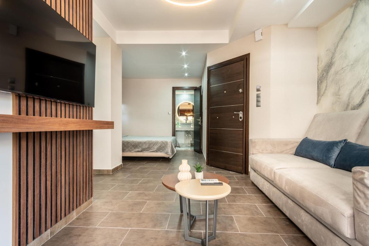 B2 Deluxe Apartments Alexandroupolis Buitenkant foto