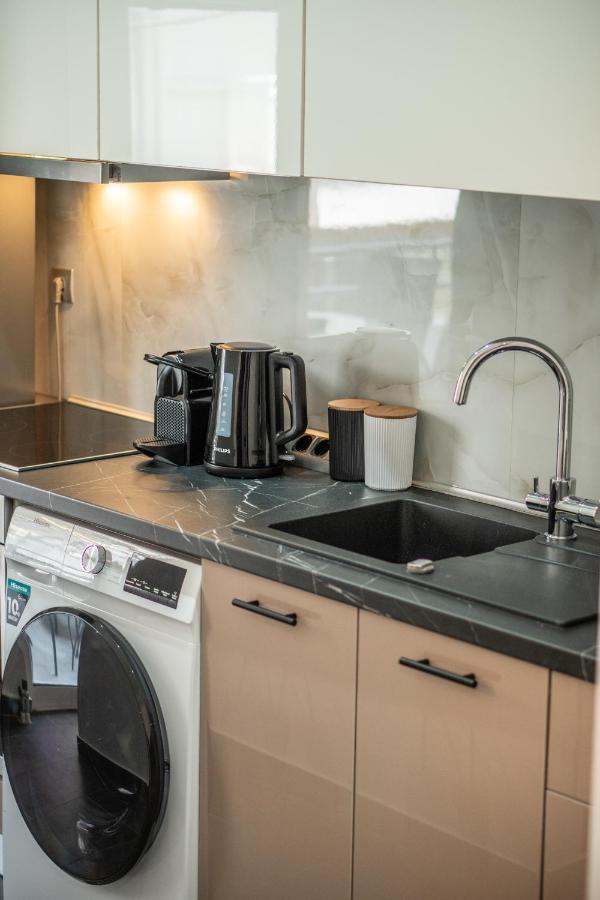 B2 Deluxe Apartments Alexandroupolis Buitenkant foto